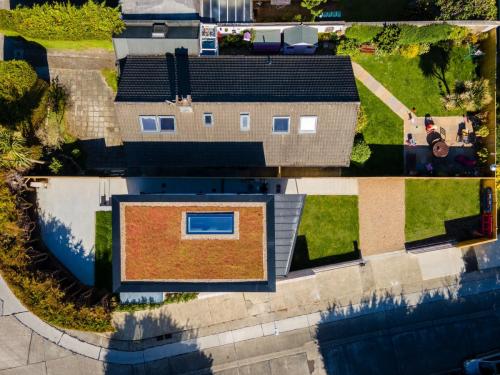 one-off-house-new-build-green-roof-stone-builders-killiney-dublin-19