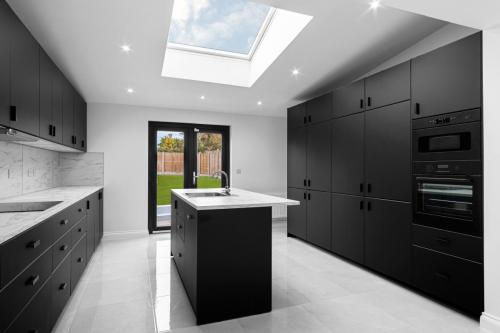 kitchen-extension-rooflight-stepaside